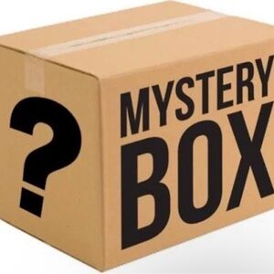 Source Unknown Mystery Box (no returns this is a random risk buy of items)!!